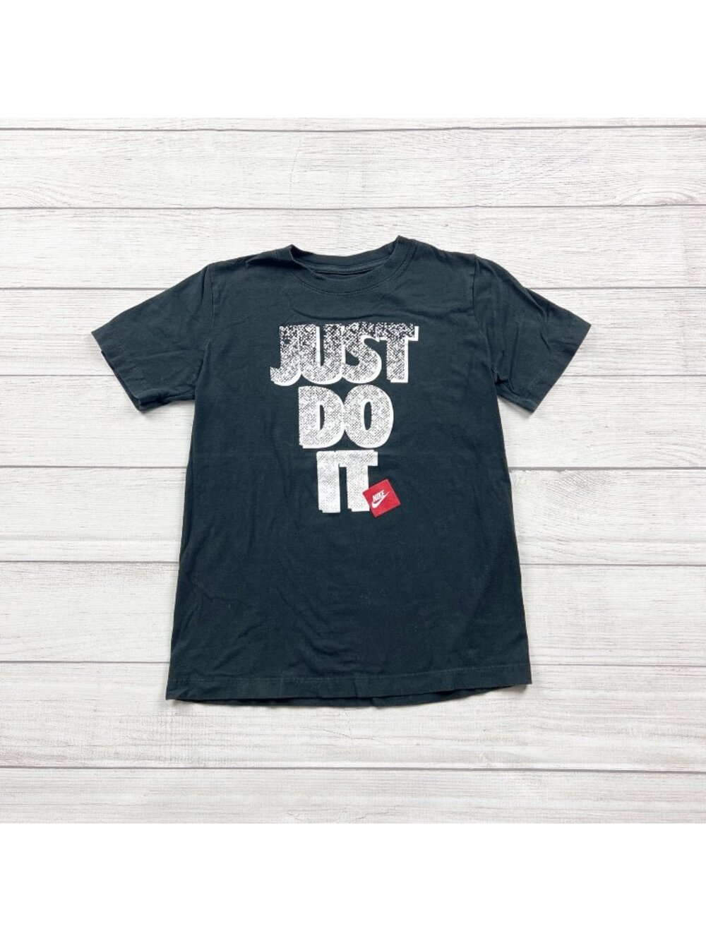 Nike Boys Just Do It Graphic T-Shirt Black Medium